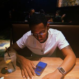 Meet your Posher, Jason